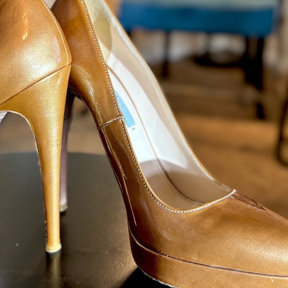 Prada Women's Bronze-Gold Leather Pumps - Picture 3 of 12